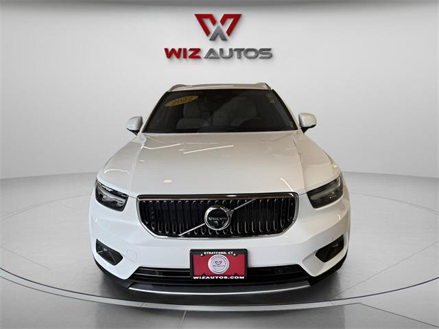 2022 Volvo Xc40 Momentum, available for sale in Stratford, Connecticut | Wiz Leasing Inc. Stratford, Connecticut 2022 Volvo Xc40 Momentum, available for sale in Stratford, Connecticut | Wiz Leasing Inc. Stratford, Connecticut