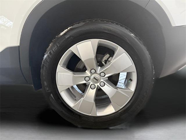 2022 Volvo Xc40 Momentum, available for sale in Stratford, Connecticut | Wiz Leasing Inc. Stratford, Connecticut 2022 Volvo Xc40 Momentum, available for sale in Stratford, Connecticut | Wiz Leasing Inc. Stratford, Connecticut