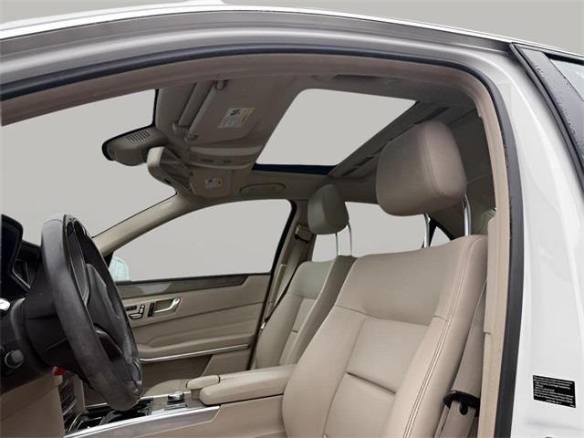 2014 Mercedes-benz E-class E 350, available for sale in Stratford, Connecticut | Wiz Leasing Inc. Stratford, Connecticut 2014 Mercedes-benz E-class E 350, available for sale in Stratford, Connecticut | Wiz Leasing Inc. Stratford, Connecticut