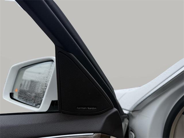 2014 Mercedes-benz E-class E 350, available for sale in Stratford, Connecticut | Wiz Leasing Inc. Stratford, Connecticut 2014 Mercedes-benz E-class E 350, available for sale in Stratford, Connecticut | Wiz Leasing Inc. Stratford, Connecticut
