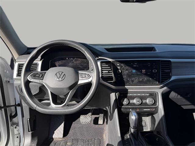 2021 Volkswagen Atlas SEL Premium, available for sale in Stratford, Connecticut | Wiz Leasing Inc. Stratford, Connecticut 2021 Volkswagen Atlas SEL Premium, available for sale in Stratford, Connecticut | Wiz Leasing Inc. Stratford, Connecticut