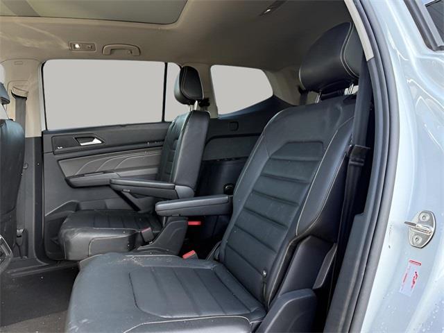 2021 Volkswagen Atlas SEL Premium, available for sale in Stratford, Connecticut | Wiz Leasing Inc. Stratford, Connecticut 2021 Volkswagen Atlas SEL Premium, available for sale in Stratford, Connecticut | Wiz Leasing Inc. Stratford, Connecticut