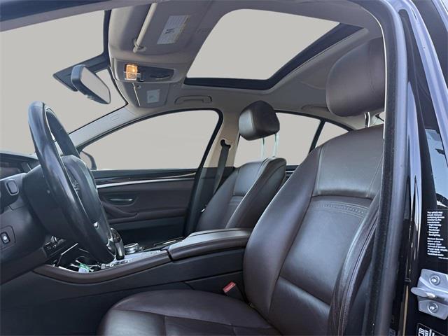 2015 BMW 5 Series 528i xDrive, available for sale in Stratford, Connecticut | Wiz Leasing Inc. Stratford, Connecticut 2015 BMW 5 Series 528i xDrive, available for sale in Stratford, Connecticut | Wiz Leasing Inc. Stratford, Connecticut