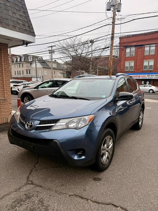 Used 2013 Toyota RAV4 in Shelton, Connecticut | Center Motorsports LLC. Shelton, Connecticut