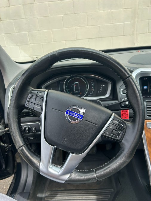 2017 Volvo XC60 T5 AWD Inscription, available for sale in Clinton, Connecticut | M&M Motors International. Clinton, Connecticut 2017 Volvo XC60 T5 AWD Inscription, available for sale in Clinton, Connecticut | M&M Motors International. Clinton, Connecticut
