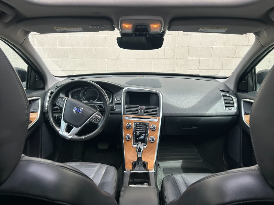 2017 Volvo XC60 T5 AWD Inscription, available for sale in Clinton, Connecticut | M&M Motors International. Clinton, Connecticut 2017 Volvo XC60 T5 AWD Inscription, available for sale in Clinton, Connecticut | M&M Motors International. Clinton, Connecticut