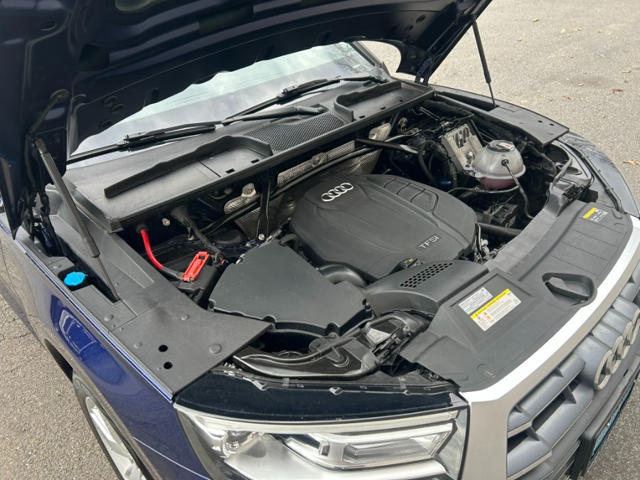 2019 Audi Q5 Premium 45 TFSI quattro, available for sale in Clinton, Connecticut | M&M Motors International. Clinton, Connecticut 2019 Audi Q5 Premium 45 TFSI quattro, available for sale in Clinton, Connecticut | M&M Motors International. Clinton, Connecticut