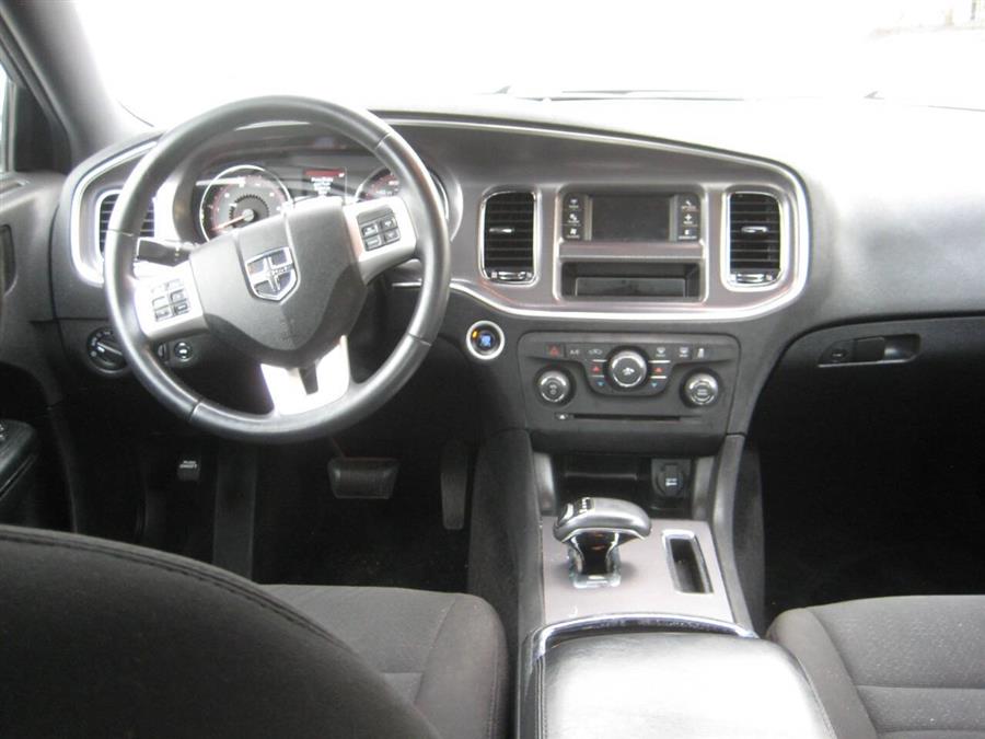 2013 Dodge Charger SE 4dr Sedan, available for sale in Massapequa, New York | Rite Choice Auto Inc.. Massapequa, New York 2013 Dodge Charger SE 4dr Sedan, available for sale in Massapequa, New York | Rite Choice Auto Inc.. Massapequa, New York