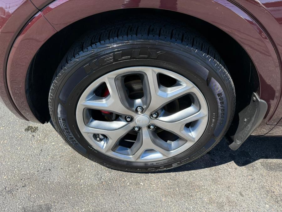 2018 Kia Sorento SX Limited V6 AWD, available for sale in East Windsor, Connecticut | Century Auto And Truck. East Windsor, Connecticut 2018 Kia Sorento SX Limited V6 AWD, available for sale in East Windsor, Connecticut | Century Auto And Truck. East Windsor, Connecticut