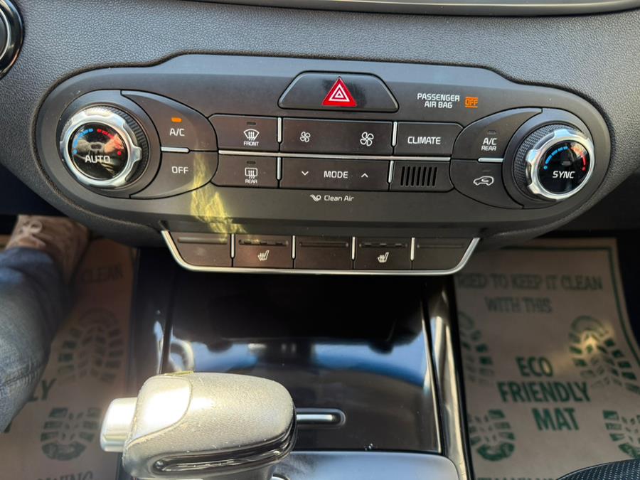 2018 Kia Sorento SX Limited V6 AWD, available for sale in East Windsor, Connecticut | Century Auto And Truck. East Windsor, Connecticut 2018 Kia Sorento SX Limited V6 AWD, available for sale in East Windsor, Connecticut | Century Auto And Truck. East Windsor, Connecticut