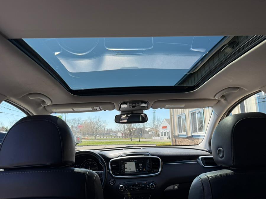 2018 Kia Sorento SX Limited V6 AWD, available for sale in East Windsor, Connecticut | Century Auto And Truck. East Windsor, Connecticut 2018 Kia Sorento SX Limited V6 AWD, available for sale in East Windsor, Connecticut | Century Auto And Truck. East Windsor, Connecticut