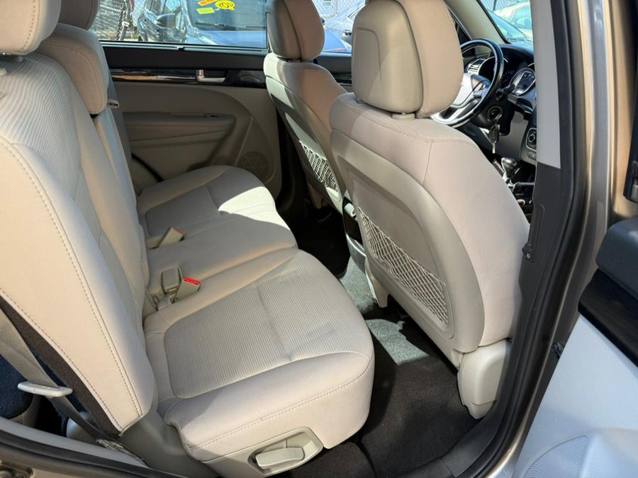 2014 Kia Sorento AWD 4dr I4 LX, available for sale in Revere, Massachusetts | Wonderland Auto. Revere, Massachusetts 2014 Kia Sorento AWD 4dr I4 LX, available for sale in Revere, Massachusetts | Wonderland Auto. Revere, Massachusetts