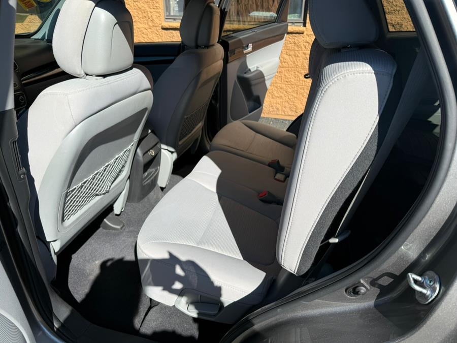 2014 Kia Sorento AWD 4dr I4 LX, available for sale in Revere, Massachusetts | Wonderland Auto. Revere, Massachusetts 2014 Kia Sorento AWD 4dr I4 LX, available for sale in Revere, Massachusetts | Wonderland Auto. Revere, Massachusetts