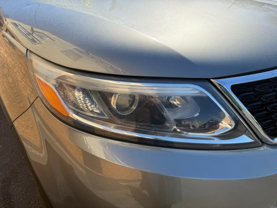 2014 Kia Sorento AWD 4dr I4 LX, available for sale in Revere, Massachusetts | Wonderland Auto. Revere, Massachusetts 2014 Kia Sorento AWD 4dr I4 LX, available for sale in Revere, Massachusetts | Wonderland Auto. Revere, Massachusetts