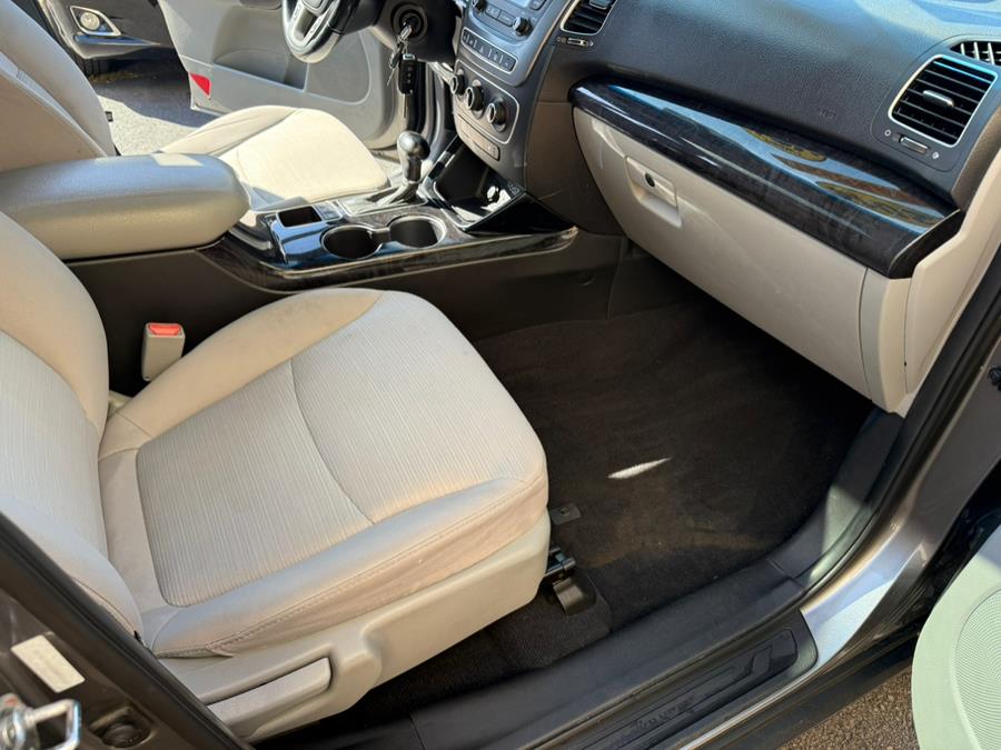 2014 Kia Sorento AWD 4dr I4 LX, available for sale in Revere, Massachusetts | Wonderland Auto. Revere, Massachusetts 2014 Kia Sorento AWD 4dr I4 LX, available for sale in Revere, Massachusetts | Wonderland Auto. Revere, Massachusetts