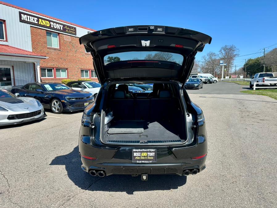 2024 Porsche Cayenne Turbo E-Hybrid AWD, available for sale in South Windsor, Connecticut | Mike And Tony Auto Sales, Inc. South Windsor, Connecticut 2024 Porsche Cayenne Turbo E-Hybrid AWD, available for sale in South Windsor, Connecticut | Mike And Tony Auto Sales, Inc. South Windsor, Connecticut