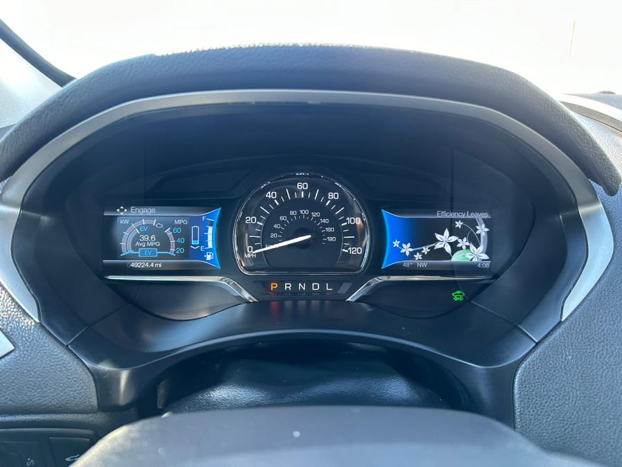 2013 Lincoln MKZ 4dr Sdn Hybrid FWD, available for sale in South Windsor, Connecticut | Mike And Tony Auto Sales, Inc. South Windsor, Connecticut 2013 Lincoln MKZ 4dr Sdn Hybrid FWD, available for sale in South Windsor, Connecticut | Mike And Tony Auto Sales, Inc. South Windsor, Connecticut