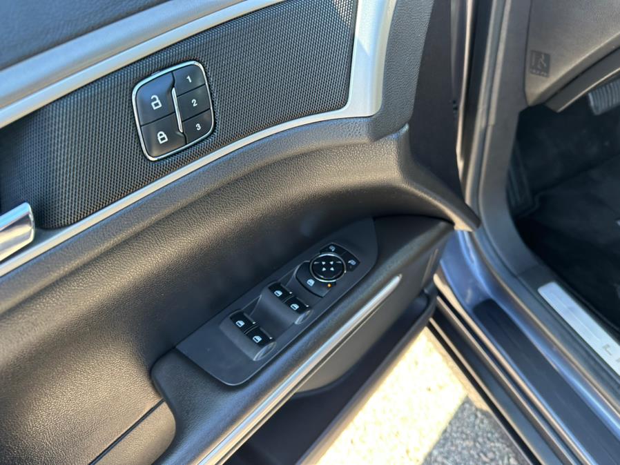2013 Lincoln MKZ 4dr Sdn Hybrid FWD, available for sale in South Windsor, Connecticut | Mike And Tony Auto Sales, Inc. South Windsor, Connecticut 2013 Lincoln MKZ 4dr Sdn Hybrid FWD, available for sale in South Windsor, Connecticut | Mike And Tony Auto Sales, Inc. South Windsor, Connecticut