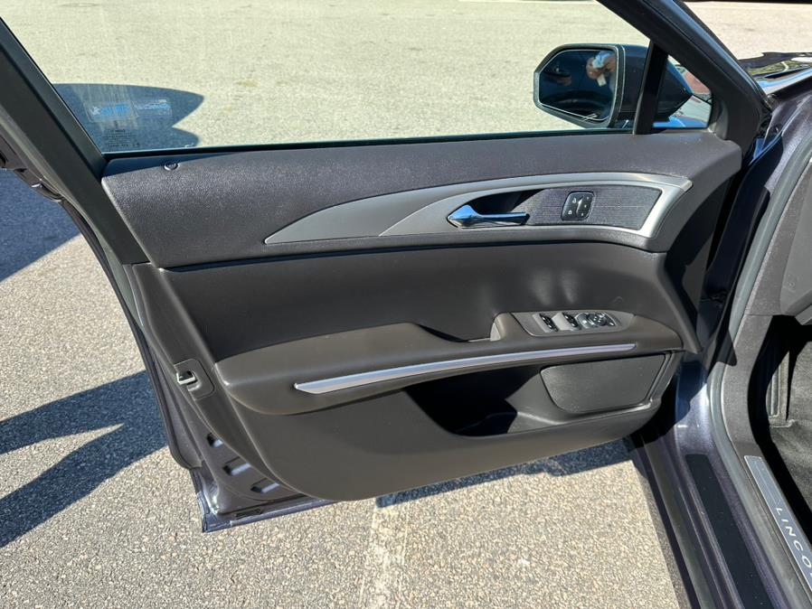 2013 Lincoln MKZ 4dr Sdn Hybrid FWD, available for sale in South Windsor, Connecticut | Mike And Tony Auto Sales, Inc. South Windsor, Connecticut 2013 Lincoln MKZ 4dr Sdn Hybrid FWD, available for sale in South Windsor, Connecticut | Mike And Tony Auto Sales, Inc. South Windsor, Connecticut