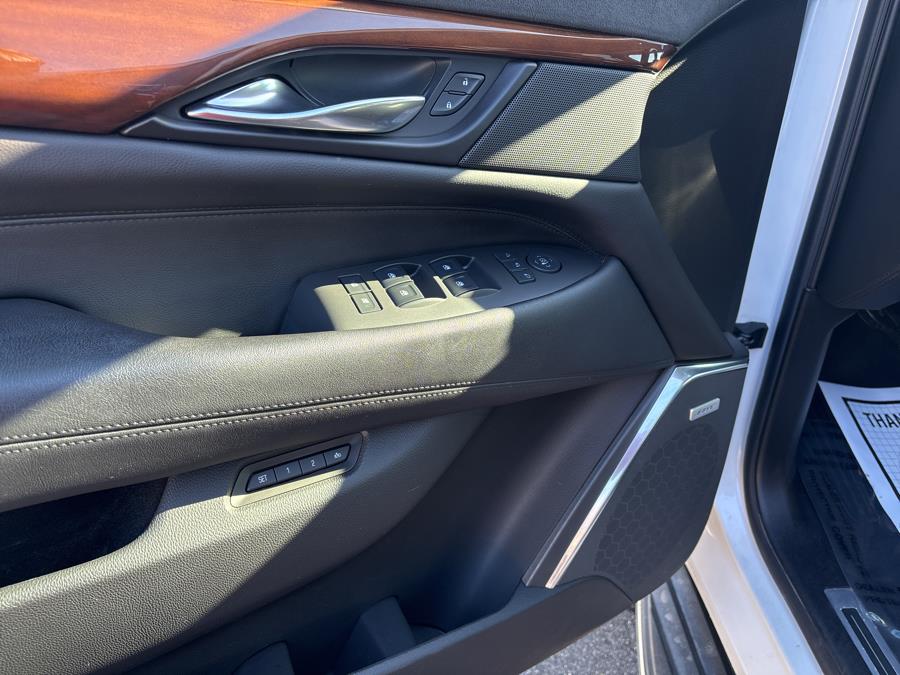 2016 Cadillac Escalade 4WD 4dr Luxury Collection, available for sale in Old Saybrook, Connecticut | Saybrook Auto Barn. Old Saybrook, Connecticut 2016 Cadillac Escalade 4WD 4dr Luxury Collection, available for sale in Old Saybrook, Connecticut | Saybrook Auto Barn. Old Saybrook, Connecticut
