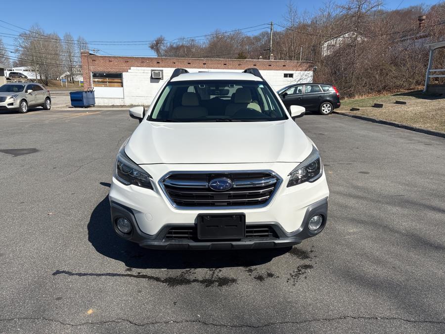 2018 Subaru Outback 2.5i Premium, available for sale in Old Saybrook, Connecticut | Saybrook Auto Barn. Old Saybrook, Connecticut 2018 Subaru Outback 2.5i Premium, available for sale in Old Saybrook, Connecticut | Saybrook Auto Barn. Old Saybrook, Connecticut