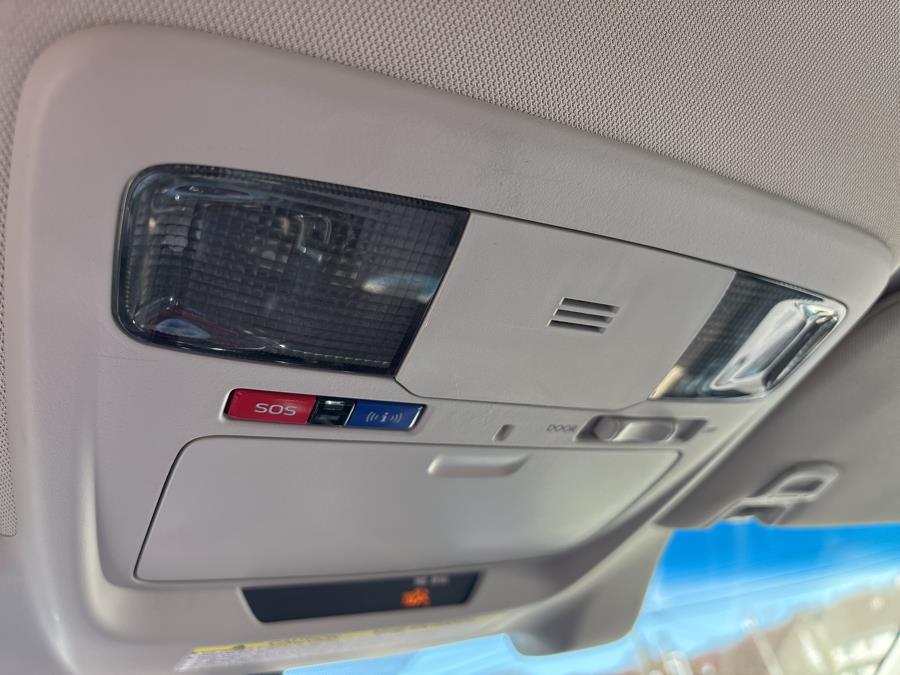2018 Subaru Outback 2.5i Premium, available for sale in Old Saybrook, Connecticut | Saybrook Auto Barn. Old Saybrook, Connecticut 2018 Subaru Outback 2.5i Premium, available for sale in Old Saybrook, Connecticut | Saybrook Auto Barn. Old Saybrook, Connecticut