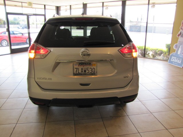 2015 Nissan Rogue FWD 4dr SV, available for sale in Placentia, California | Auto Network Group Inc. Placentia, California 2015 Nissan Rogue FWD 4dr SV, available for sale in Placentia, California | Auto Network Group Inc. Placentia, California