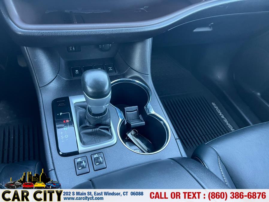 2015 Toyota Highlander AWD 4dr V6 XLE (Natl), available for sale in East Windsor, Connecticut | Car City LLC. East Windsor, Connecticut 2015 Toyota Highlander AWD 4dr V6 XLE (Natl), available for sale in East Windsor, Connecticut | Car City LLC. East Windsor, Connecticut