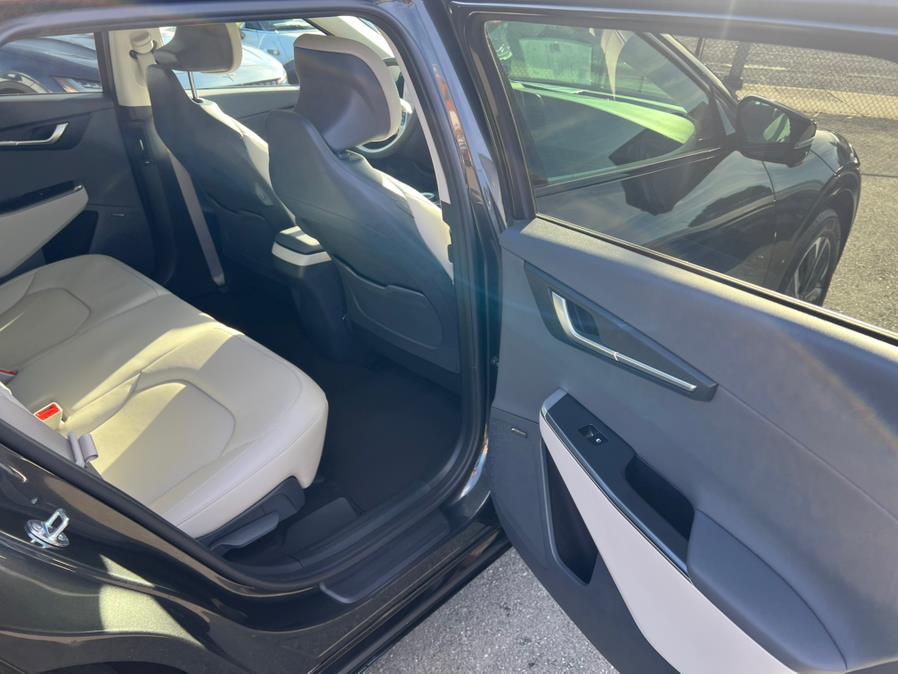 2023 Kia EV6 Wind RWD, available for sale in Daly City, California | Green Light Auto Wholesale. Daly City, California 2023 Kia EV6 Wind RWD, available for sale in Daly City, California | Green Light Auto Wholesale. Daly City, California