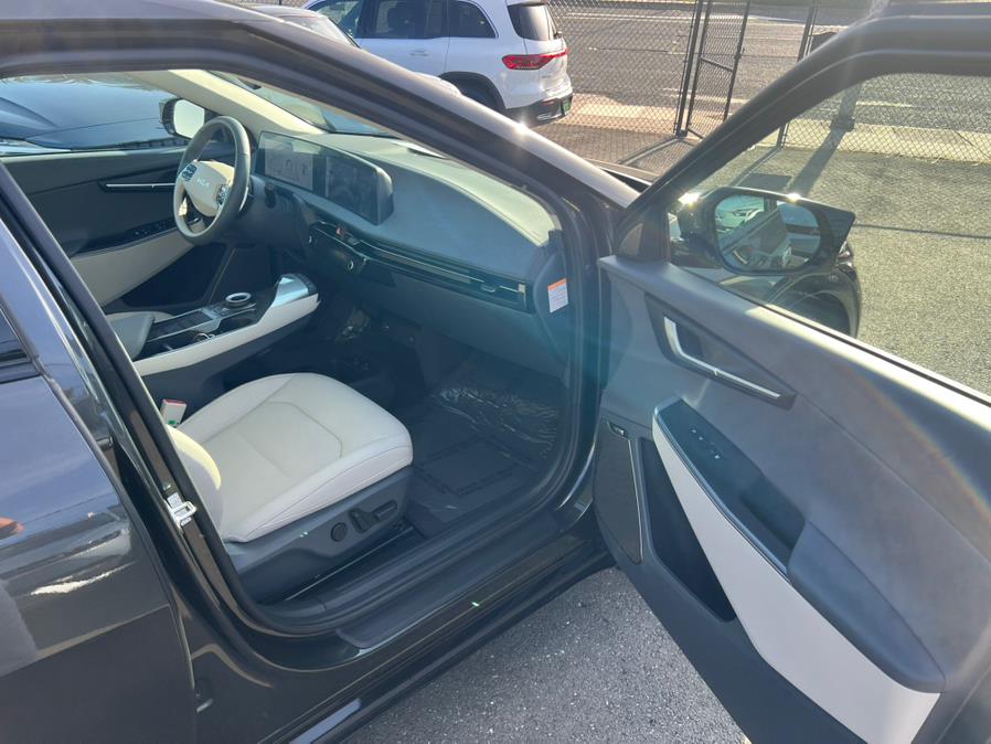 2023 Kia EV6 Wind RWD, available for sale in Daly City, California | Green Light Auto Wholesale. Daly City, California 2023 Kia EV6 Wind RWD, available for sale in Daly City, California | Green Light Auto Wholesale. Daly City, California