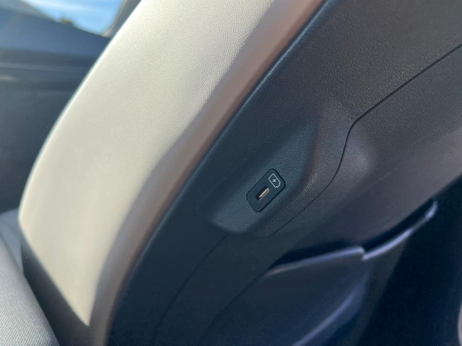 2023 Kia EV6 Wind RWD, available for sale in Daly City, California | Green Light Auto Wholesale. Daly City, California 2023 Kia EV6 Wind RWD, available for sale in Daly City, California | Green Light Auto Wholesale. Daly City, California