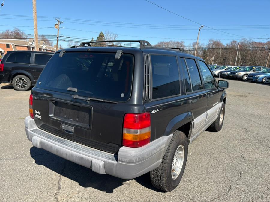 1998 Jeep Grand Cherokee 4dr Laredo 4WD, available for sale in East Windsor, Connecticut | CT Car Co LLC. East Windsor, Connecticut 1998 Jeep Grand Cherokee 4dr Laredo 4WD, available for sale in East Windsor, Connecticut | CT Car Co LLC. East Windsor, Connecticut