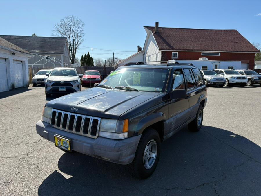 1998 Jeep Grand Cherokee 4dr Laredo 4WD, available for sale in East Windsor, Connecticut | CT Car Co LLC. East Windsor, Connecticut 1998 Jeep Grand Cherokee 4dr Laredo 4WD, available for sale in East Windsor, Connecticut | CT Car Co LLC. East Windsor, Connecticut