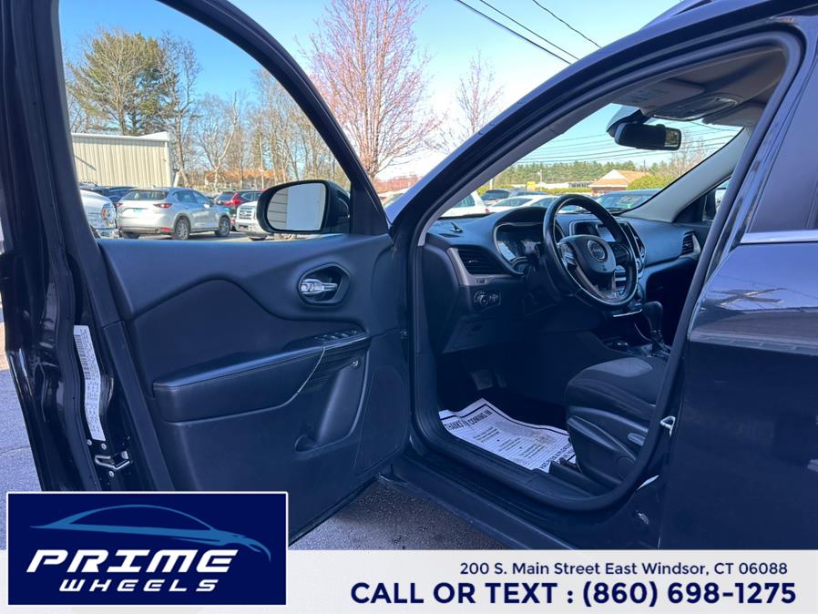 2014 Jeep Cherokee 4WD 4dr Latitude, available for sale in East Windsor, Connecticut | Prime Wheels. East Windsor, Connecticut 2014 Jeep Cherokee 4WD 4dr Latitude, available for sale in East Windsor, Connecticut | Prime Wheels. East Windsor, Connecticut
