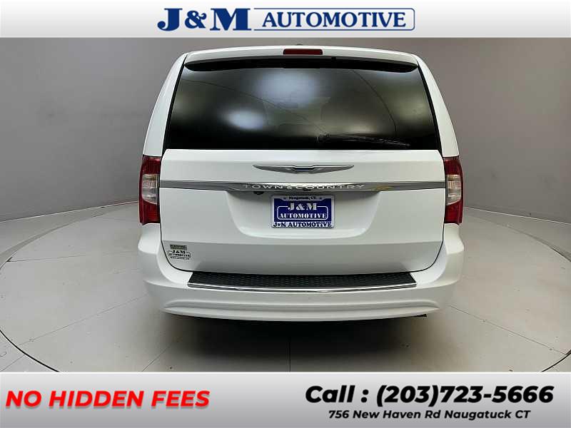2016 Chrysler Town & Country Touring, available for sale in Naugatuck, Connecticut | J&M Automotive Sls&Svc LLC. Naugatuck, Connecticut 2016 Chrysler Town & Country Touring, available for sale in Naugatuck, Connecticut | J&M Automotive Sls&Svc LLC. Naugatuck, Connecticut