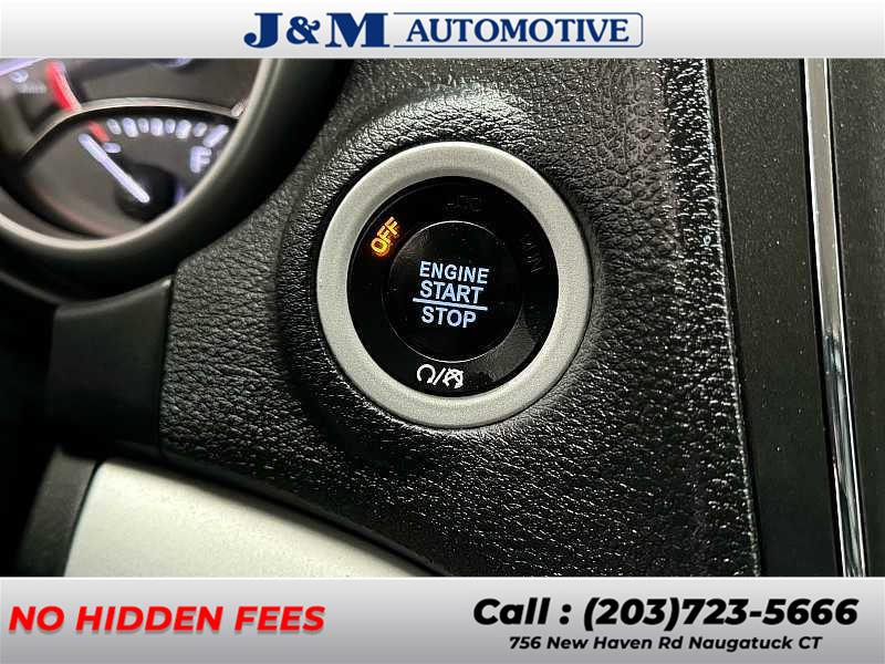 2018 Dodge Journey SXT, available for sale in Naugatuck, Connecticut | J&M Automotive Sls&Svc LLC. Naugatuck, Connecticut 2018 Dodge Journey SXT, available for sale in Naugatuck, Connecticut | J&M Automotive Sls&Svc LLC. Naugatuck, Connecticut