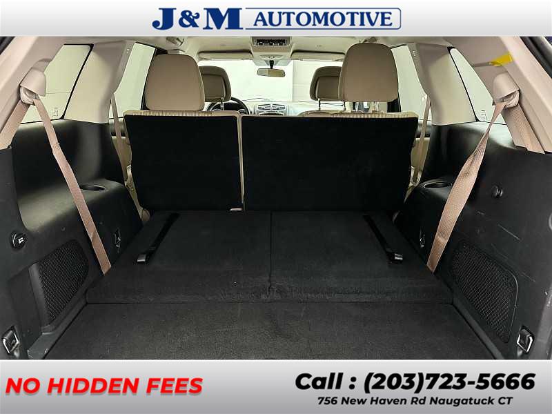 2018 Dodge Journey SXT, available for sale in Naugatuck, Connecticut | J&M Automotive Sls&Svc LLC. Naugatuck, Connecticut 2018 Dodge Journey SXT, available for sale in Naugatuck, Connecticut | J&M Automotive Sls&Svc LLC. Naugatuck, Connecticut