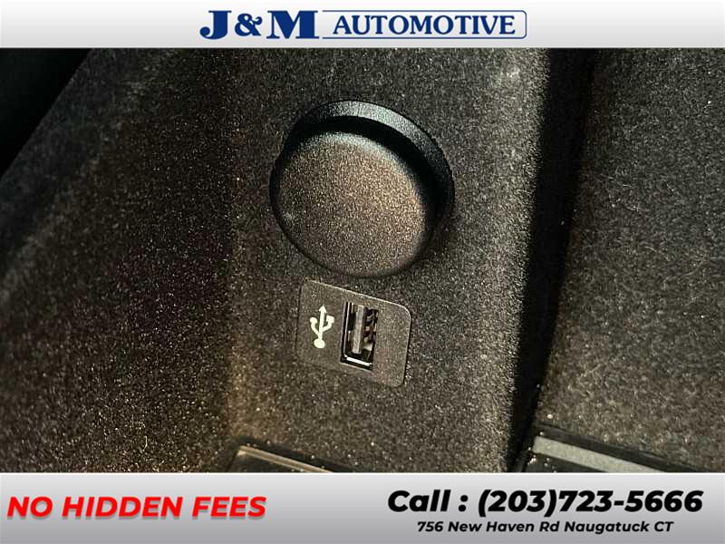 2018 BMW 5 Series 530i xDrive, available for sale in Naugatuck, Connecticut | J&M Automotive Sls&Svc LLC. Naugatuck, Connecticut 2018 BMW 5 Series 530i xDrive, available for sale in Naugatuck, Connecticut | J&M Automotive Sls&Svc LLC. Naugatuck, Connecticut