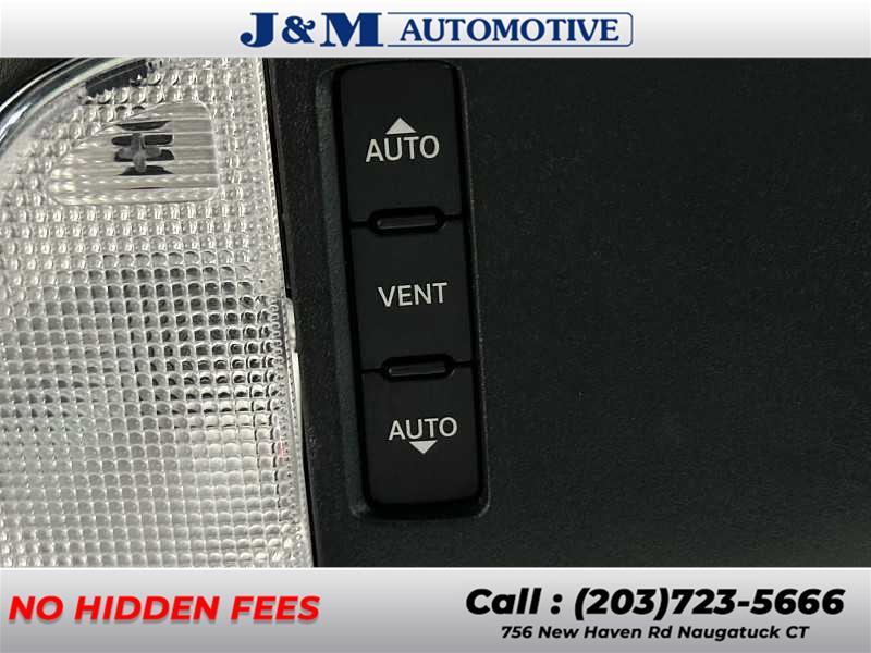 2022 Dodge Charger SXT, available for sale in Naugatuck, Connecticut | J&M Automotive Sls&Svc LLC. Naugatuck, Connecticut 2022 Dodge Charger SXT, available for sale in Naugatuck, Connecticut | J&M Automotive Sls&Svc LLC. Naugatuck, Connecticut