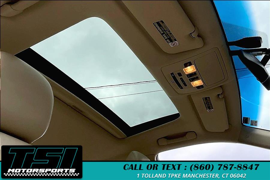 2012 Lexus ES 350 4dr Sdn, available for sale in Manchester, Connecticut | TSI Motorsports. Manchester, Connecticut 2012 Lexus ES 350 4dr Sdn, available for sale in Manchester, Connecticut | TSI Motorsports. Manchester, Connecticut