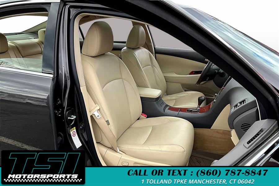 2012 Lexus ES 350 4dr Sdn, available for sale in Manchester, Connecticut | TSI Motorsports. Manchester, Connecticut 2012 Lexus ES 350 4dr Sdn, available for sale in Manchester, Connecticut | TSI Motorsports. Manchester, Connecticut