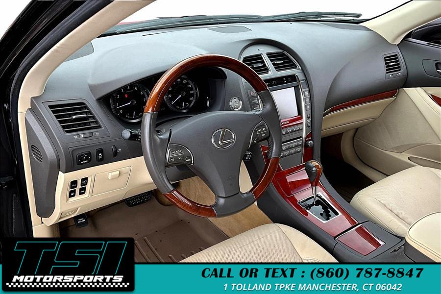 2012 Lexus ES 350 4dr Sdn, available for sale in Manchester, Connecticut | TSI Motorsports. Manchester, Connecticut 2012 Lexus ES 350 4dr Sdn, available for sale in Manchester, Connecticut | TSI Motorsports. Manchester, Connecticut