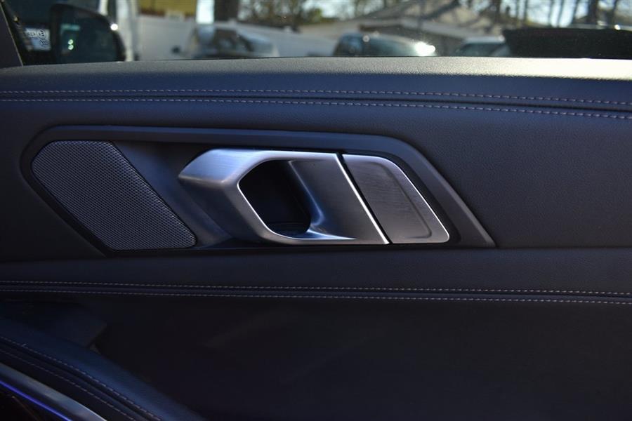 2024 BMW X6 xDrive40i, available for sale in Hempstead, New York | Certified Auto Group. Hempstead, New York 2024 BMW X6 xDrive40i, available for sale in Hempstead, New York | Certified Auto Group. Hempstead, New York