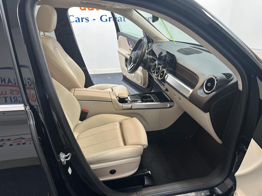 2020 Mercedes-Benz GLB GLB 250 4MATIC SUV, available for sale in Plainville, Connecticut | New England Auto Sales LLC. Plainville, Connecticut 2020 Mercedes-Benz GLB GLB 250 4MATIC SUV, available for sale in Plainville, Connecticut | New England Auto Sales LLC. Plainville, Connecticut