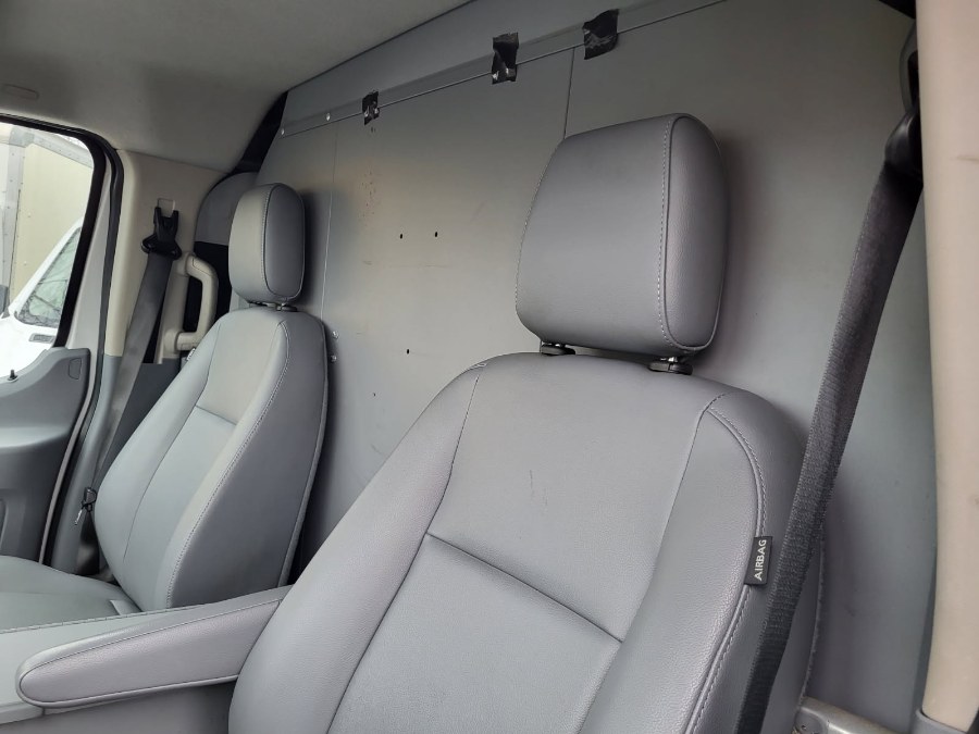 2017 Ford Transit Van 250 T-250 130" Low Rf 9000 GVWR Sliding RH Dr, available for sale in COPIAGUE, New York | Warwick Auto Sales Inc. COPIAGUE, New York 2017 Ford Transit Van 250 T-250 130" Low Rf 9000 GVWR Sliding RH Dr, available for sale in COPIAGUE, New York | Warwick Auto Sales Inc. COPIAGUE, New York