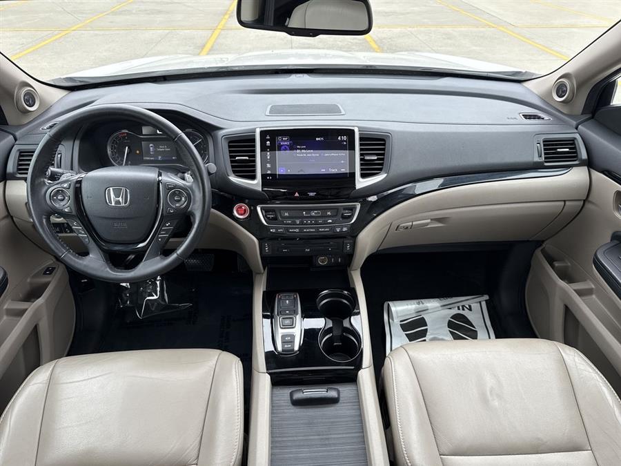 2018 Honda Pilot Touring, available for sale in Elida, Ohio | Josh's All Under Ten LLC. Elida, Ohio 2018 Honda Pilot Touring, available for sale in Elida, Ohio | Josh's All Under Ten LLC. Elida, Ohio
