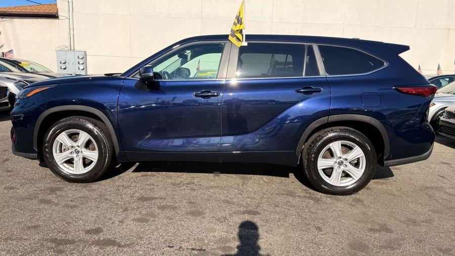 2023 Toyota Highlander LE Sport Utility 4D, available for sale in Linden, New Jersey | Route 27 Auto Mall. Linden, New Jersey 2023 Toyota Highlander LE Sport Utility 4D, available for sale in Linden, New Jersey | Route 27 Auto Mall. Linden, New Jersey