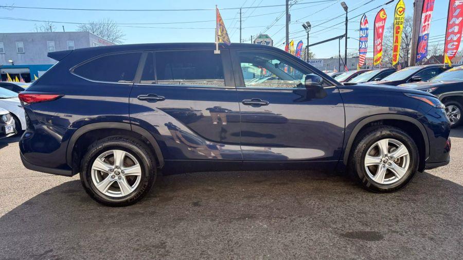 2023 Toyota Highlander LE Sport Utility 4D, available for sale in Linden, New Jersey | Route 27 Auto Mall. Linden, New Jersey 2023 Toyota Highlander LE Sport Utility 4D, available for sale in Linden, New Jersey | Route 27 Auto Mall. Linden, New Jersey