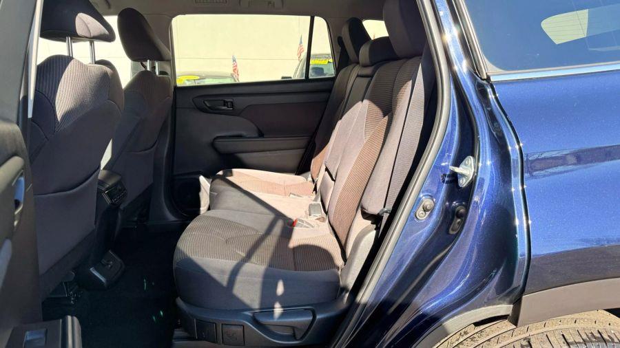 2023 Toyota Highlander LE Sport Utility 4D, available for sale in Linden, New Jersey | Route 27 Auto Mall. Linden, New Jersey 2023 Toyota Highlander LE Sport Utility 4D, available for sale in Linden, New Jersey | Route 27 Auto Mall. Linden, New Jersey