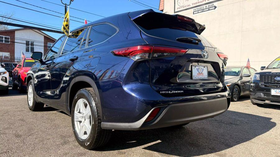 2023 Toyota Highlander LE Sport Utility 4D, available for sale in Linden, New Jersey | Route 27 Auto Mall. Linden, New Jersey 2023 Toyota Highlander LE Sport Utility 4D, available for sale in Linden, New Jersey | Route 27 Auto Mall. Linden, New Jersey